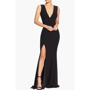 Dress the Population Sandra Plunge Crepe Trumpet Gown Black Size XS NWOT
